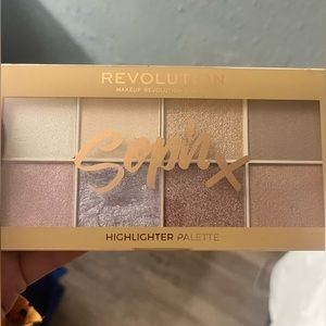 Highlighter pallet